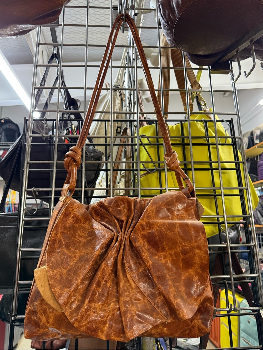 EXTREMELY RARE VINTAGE LEATHER BAG - Picture 9 of 15
